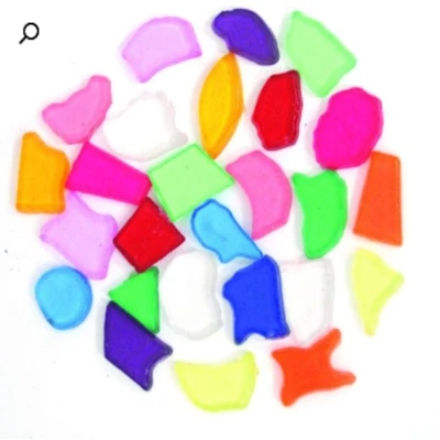 מוזאיקה צורות צבעוני שקוף מפלסטיק-200 גר'